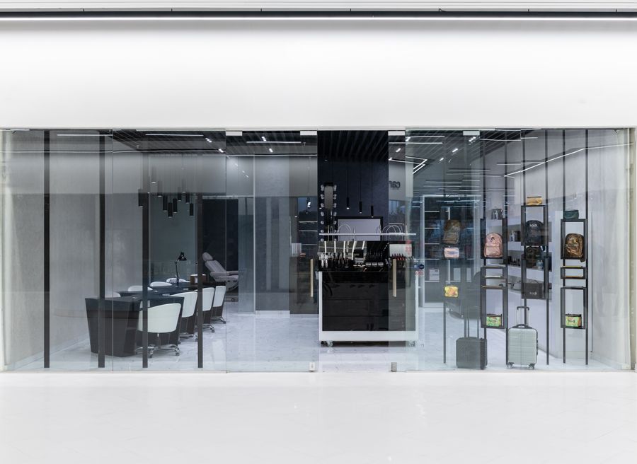 Showroom – Glasflächen veredelt